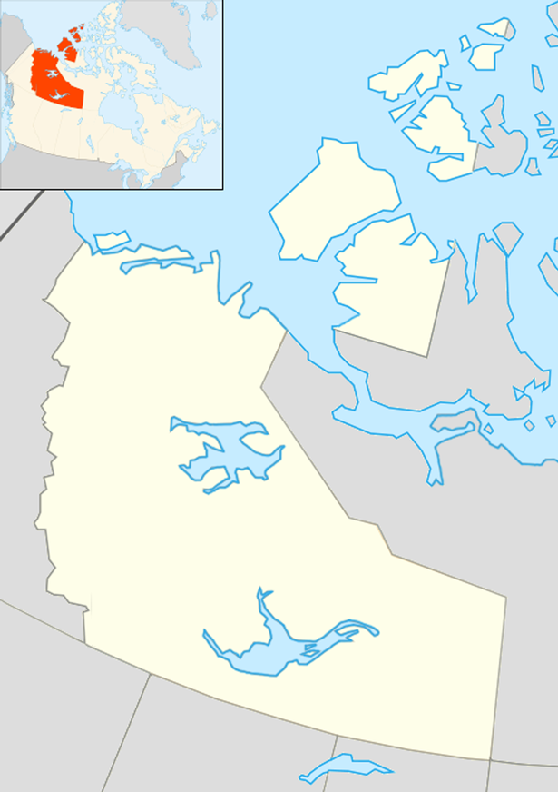 Mackenzie-River-Norman-Wells-Northwest-Territories