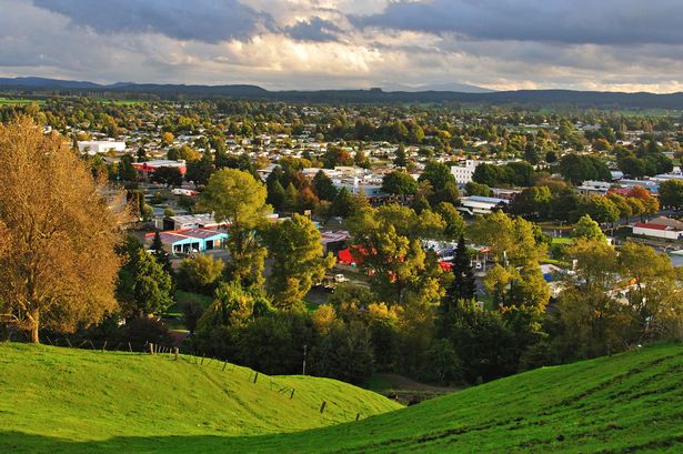 PAY-View-of-town-from-Colson-Hill