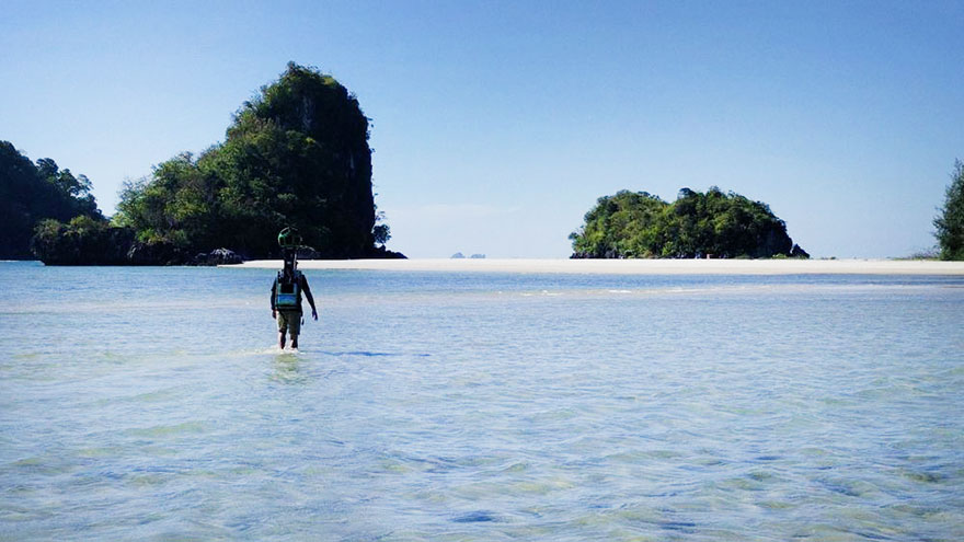 street-view-guy-walks-500km-thailand-google-9