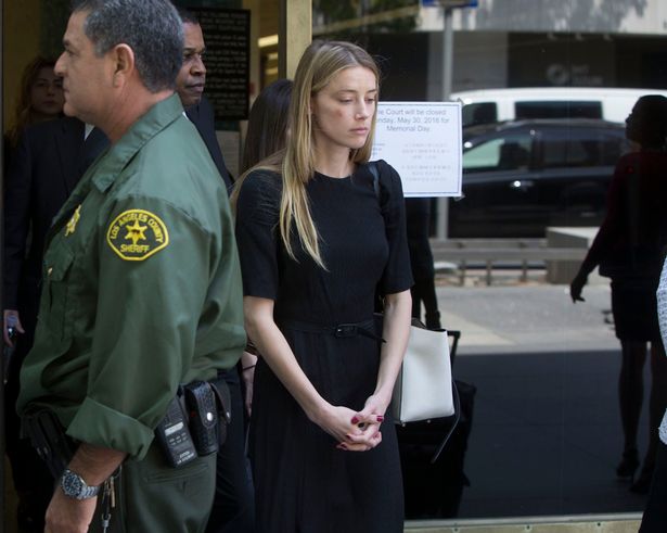 Amber-Heard-leaves-court-in-LA-after-claiming-Johnny-Depp-physically-assaulted-her