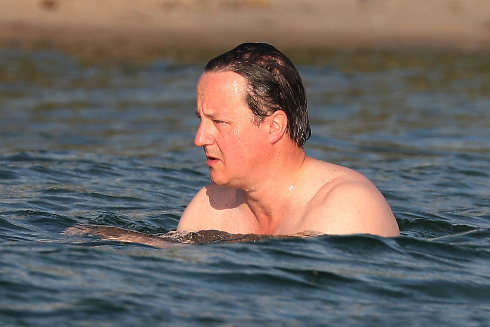 Excl - David Cameron Spends Family Summer Holidays in Corsica - DAY 2