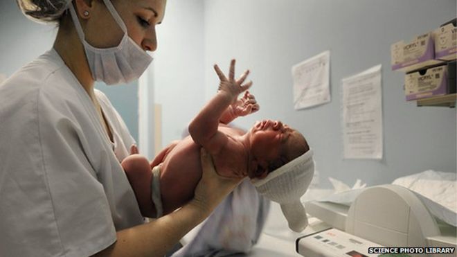 _74744024_c0207824-newborn_baby_being_weighed-spl