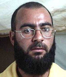 Mugshot_of_Abu_Bakr_al-Baghdadi,_2004年在伊拉克服刑