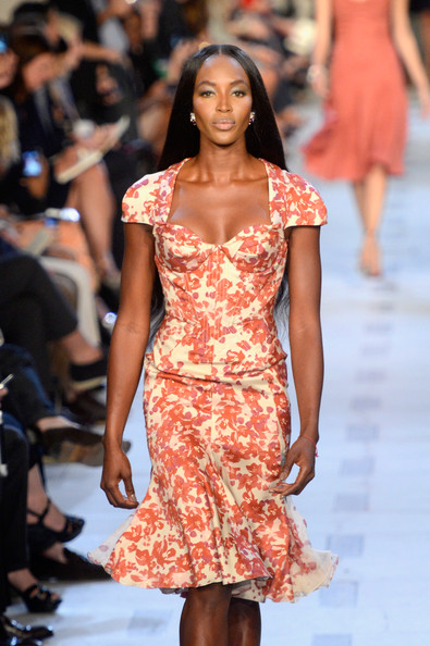 Naomi+Campbell+Zac+Posen+Runway+Spring+2013+YwukgWWfyIll