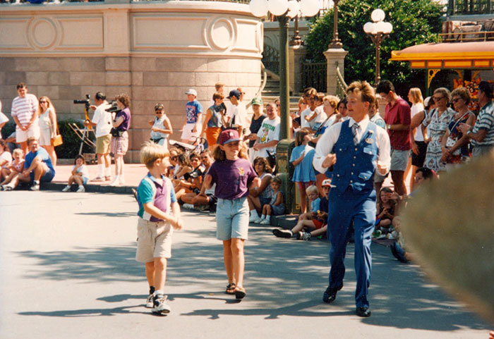 walt-disney-world-employee-story-5dde780785fe1__700