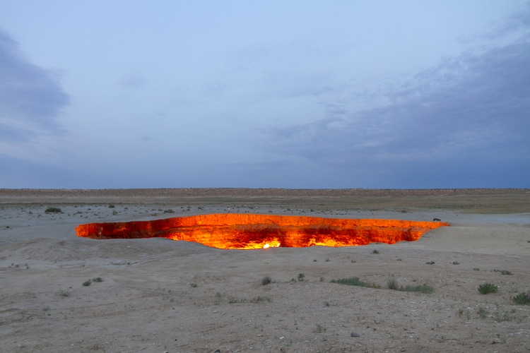 gates-of-hell-darvaza-crater-2